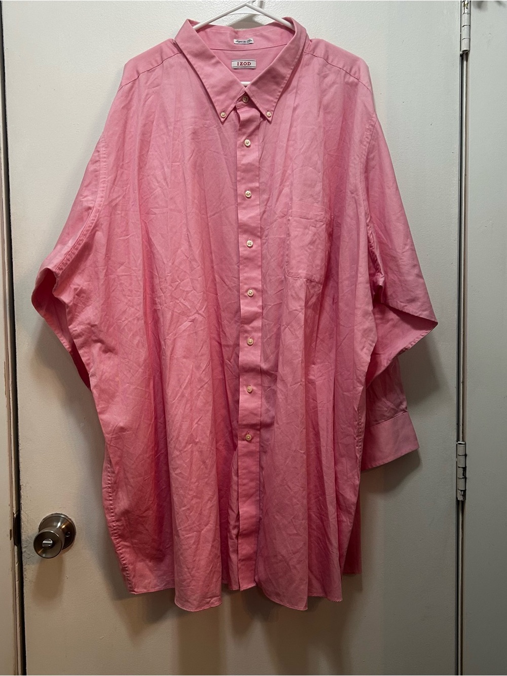 Izod‎ Men's Button-Down Shirt in Pink